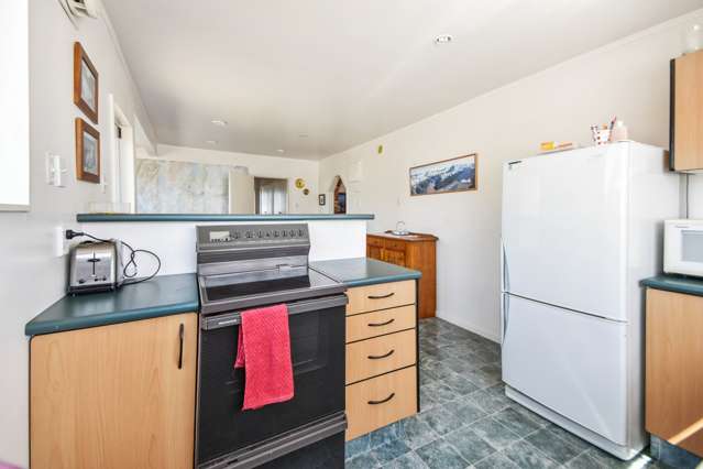 36 Maryburn Road Twizel_4