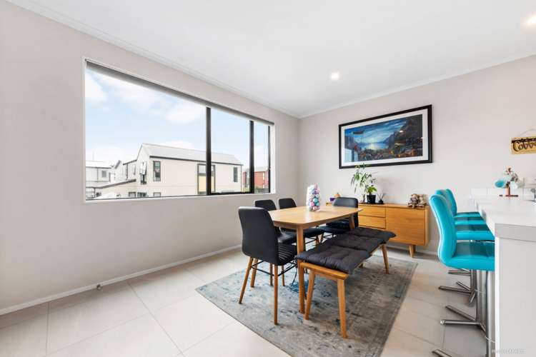 3/2 Rangitamiro Place Hobsonville_11