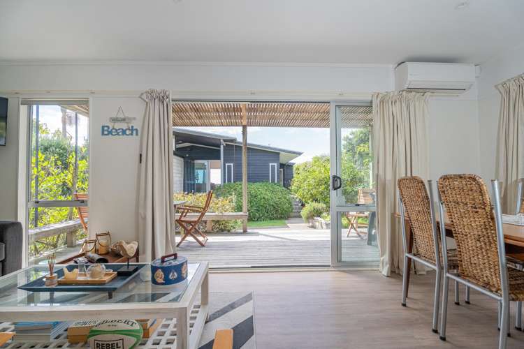 226 Kenwood Drive Matarangi_24