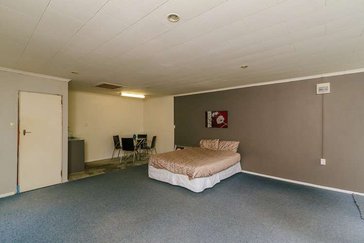 120 Hine Road Wainuiomata_17