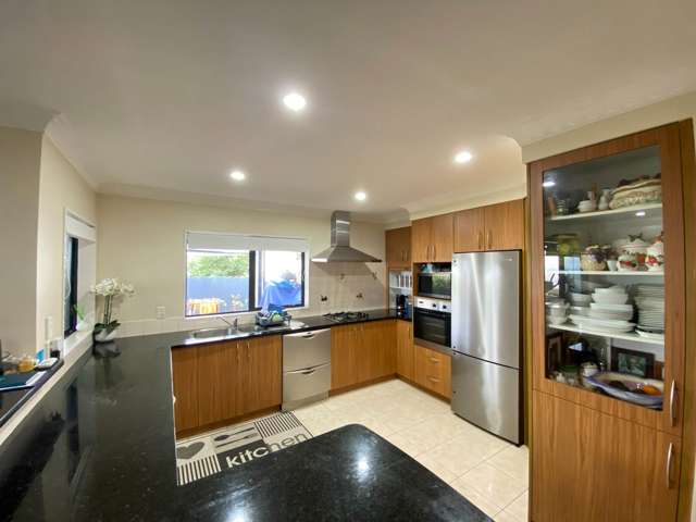 17 Capistrano Mews Goodwood Heights_2