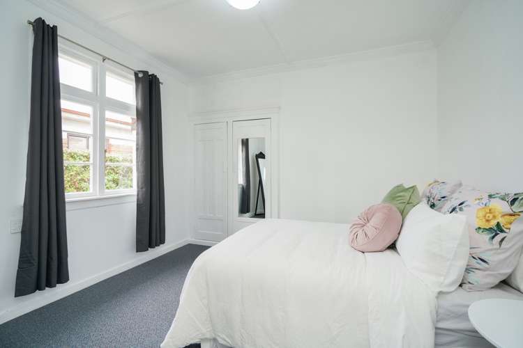 9 Avenal Street Avenal_12