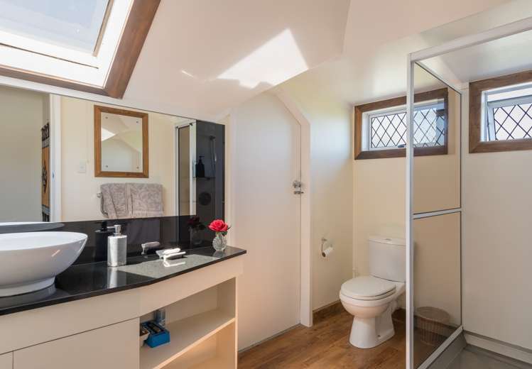 200 The Ridgeway Stoke_13