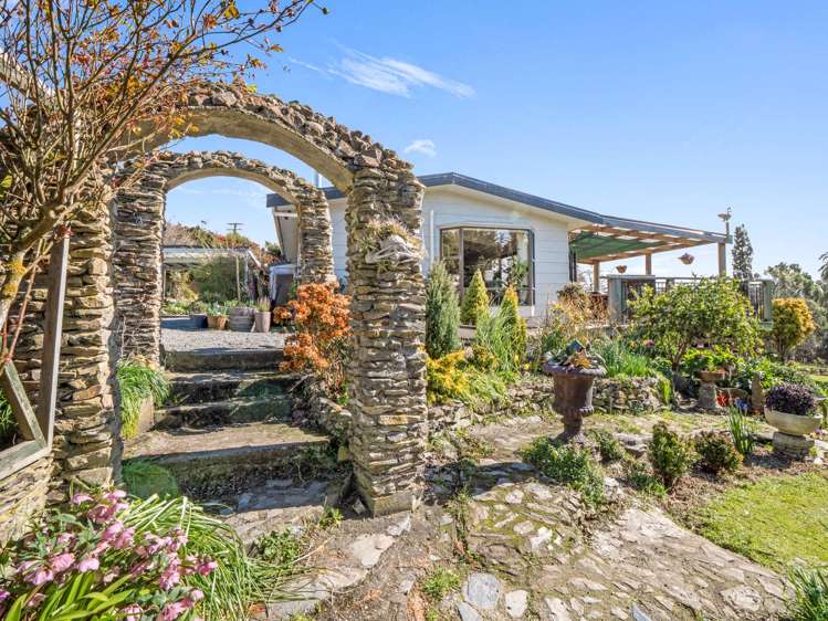 18 Troup St Herbert_22