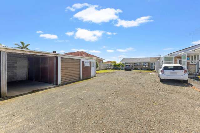 4/35 Elliot Street Papakura_4