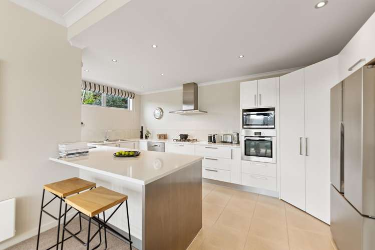 12 Mission Cove Company Bay_10