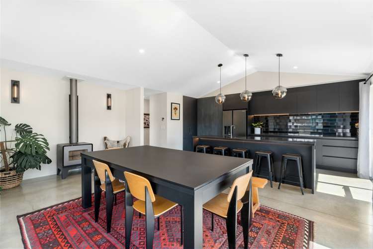 5 Tahi Street Albert Town_5