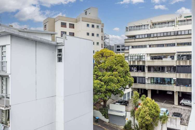 7D/15 City Road Auckland Central_9