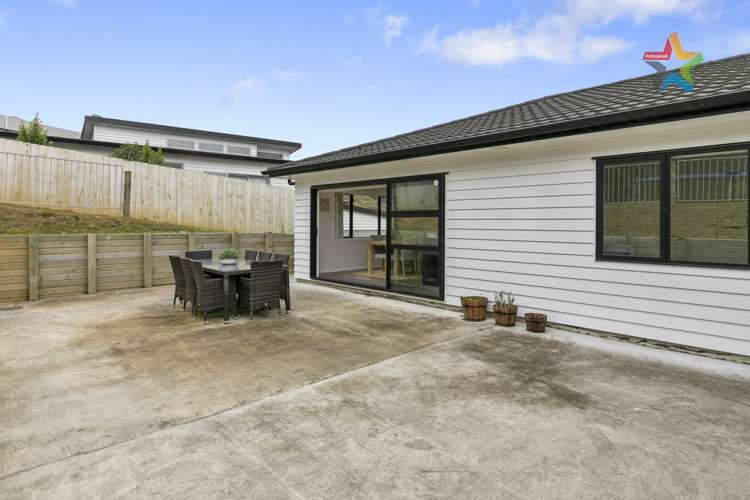 8 Frankie Stevens Place Riverstone Terraces_15