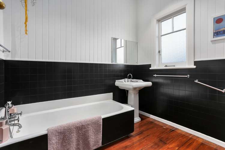 48 Alberta Street Point Chevalier_15