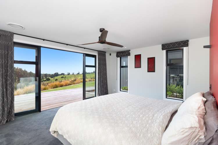 226 Bronte Road West Mahana_10