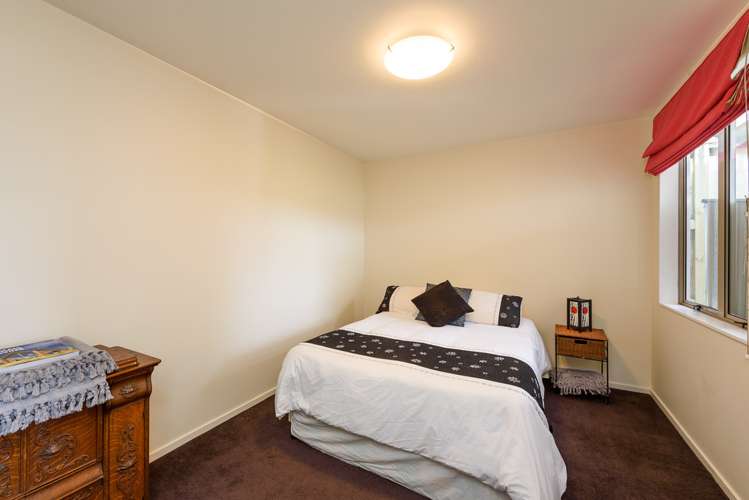 21b Pelorous Street Paparangi_13