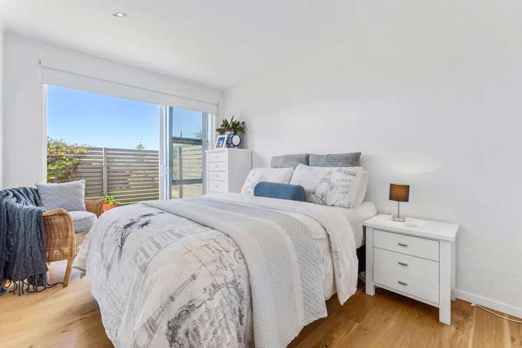 79 Hauraki Road Leigh_27