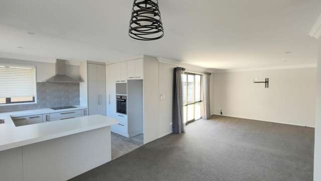 C/32 Lowe Street Avenal_2