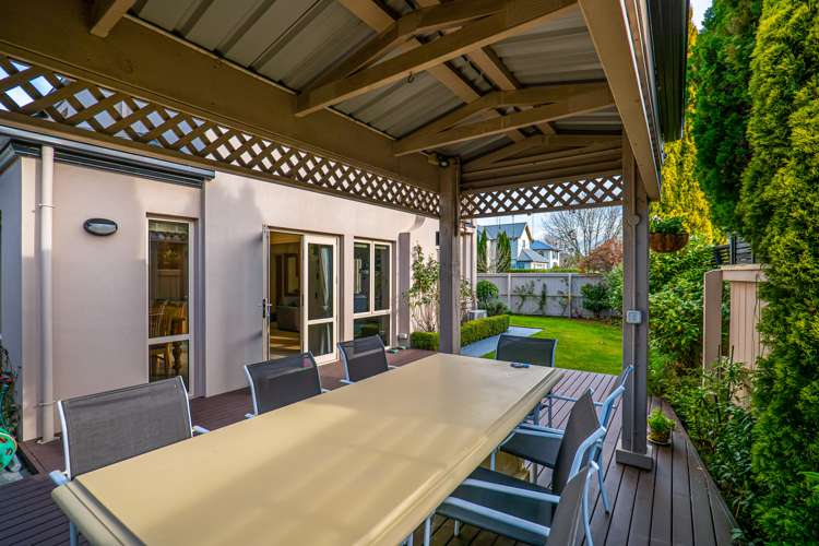 12 Chateau Drive Burnside_18