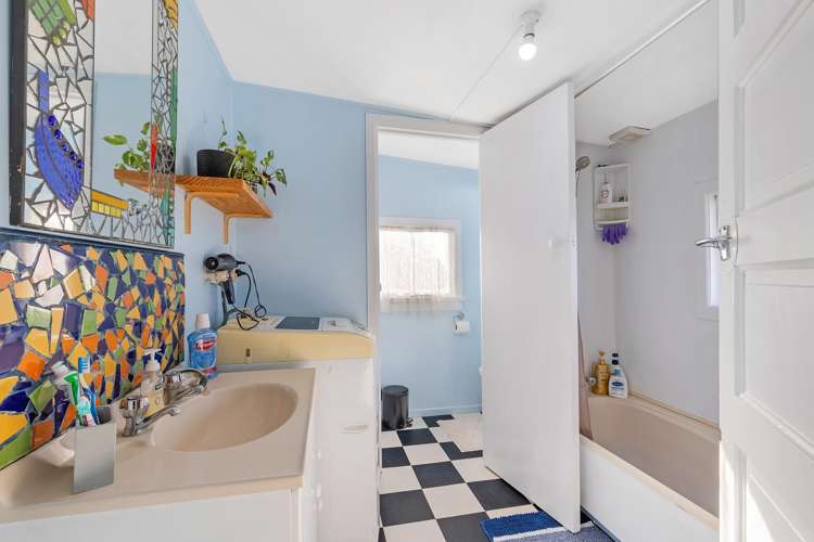 22 Kauwhata Street Himatangi Beach_10