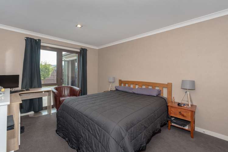 12 Holly Place Rototuna North_11