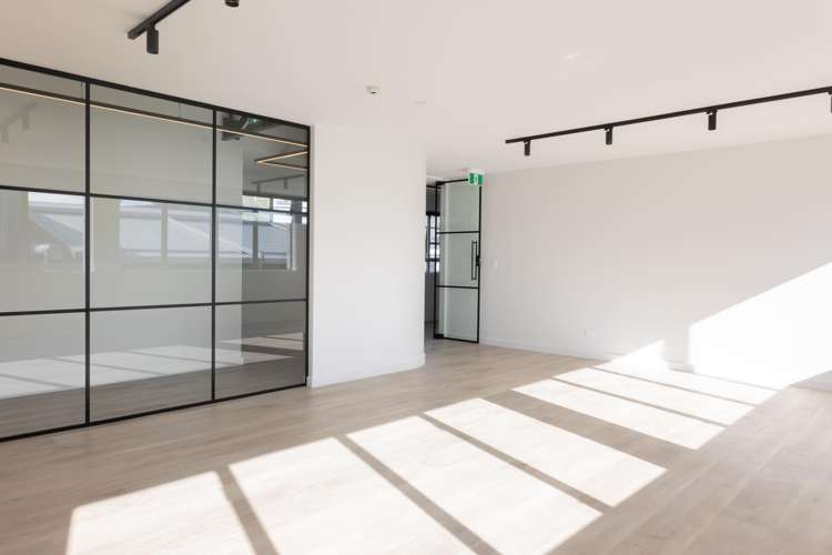 40 Hurstmere Road Takapuna_3