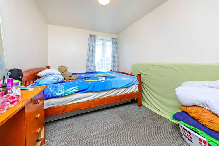 8 Vickers Crescent Mangere_10