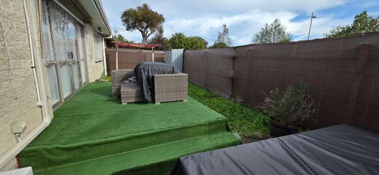 2/68 Swanson Road Henderson_6