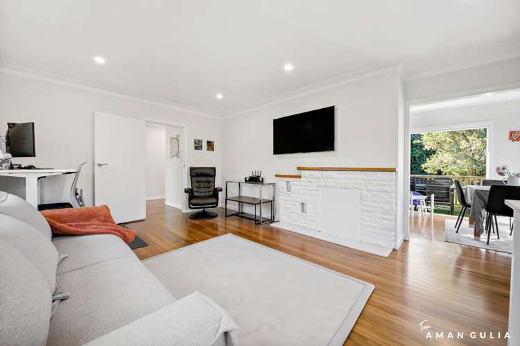 53 Glengarry Road Glen Eden_6