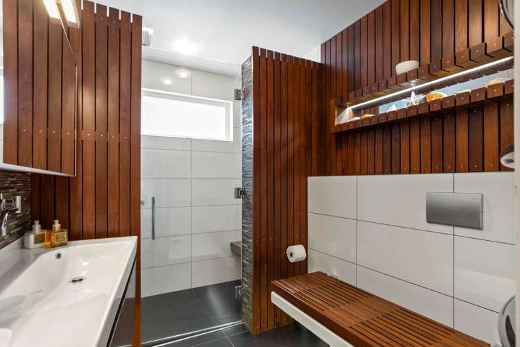 42 Mozeley Avenue Devonport_14