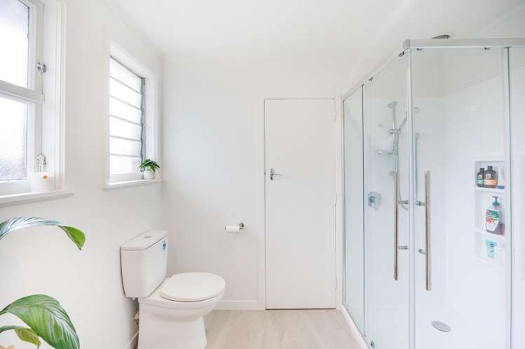 98 Lethbridge Street Feilding_25