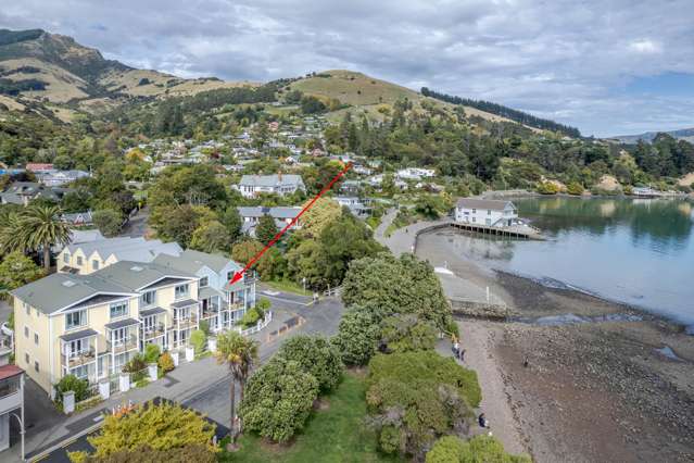 85j Beach Road Akaroa_1