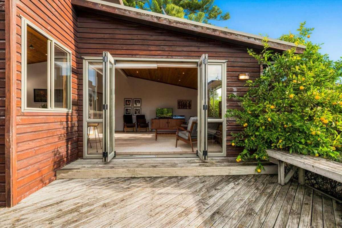 11A Lodge Avenue_2