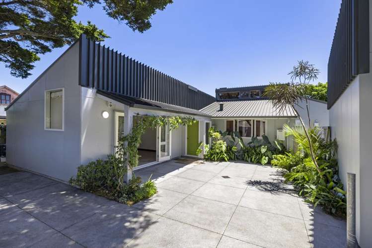 64 Wallis Street Raglan_13