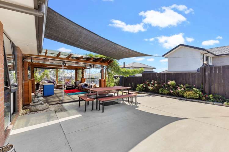 7 Pukaki Road Mangere_23