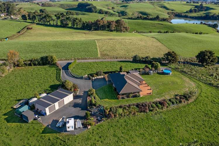 192 Hauroto Bay Road Raglan_8