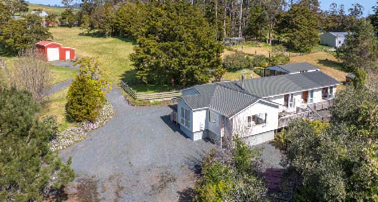 608 West Coast Road_0