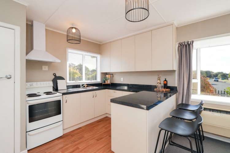 155 Lamond Street East_3