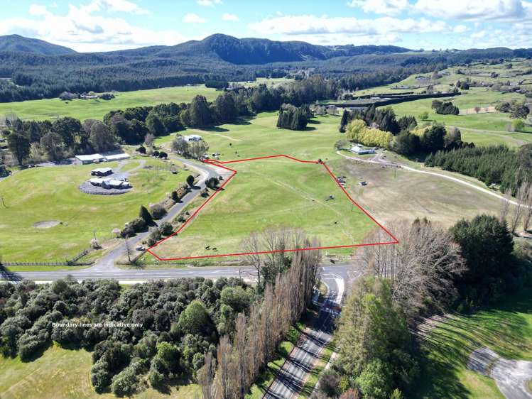 2/760 Whangamata Road Kinloch_1