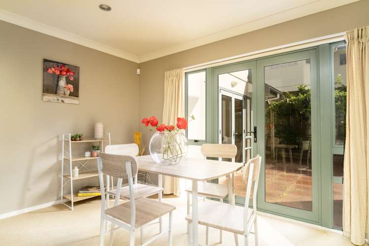 12a Chippenham Grove Churton Park_6