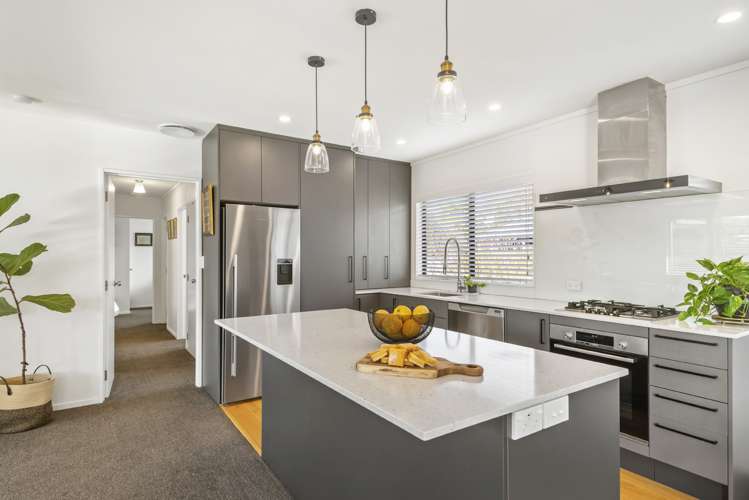 2/17 Drome View Place Beach Haven_5