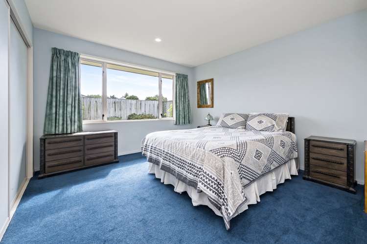 4 Devon Crescent Darfield_12