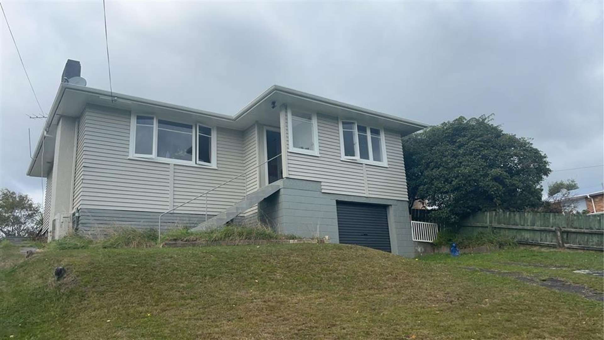 69 Meadowbank Crescent 1065_0