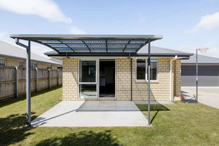 2/180 Burns Street Leamington_18