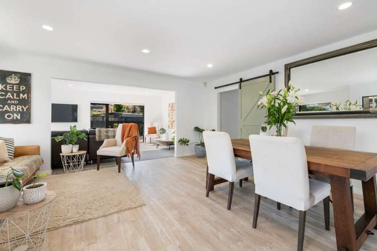 18 Esther Place Red Beach_8