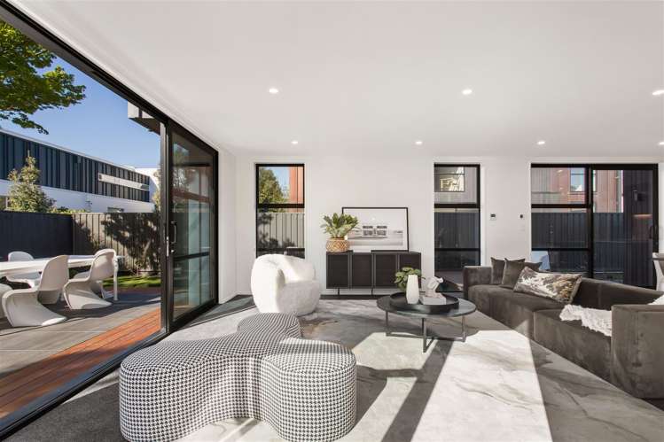 22a Wroxton Terrace Merivale_7