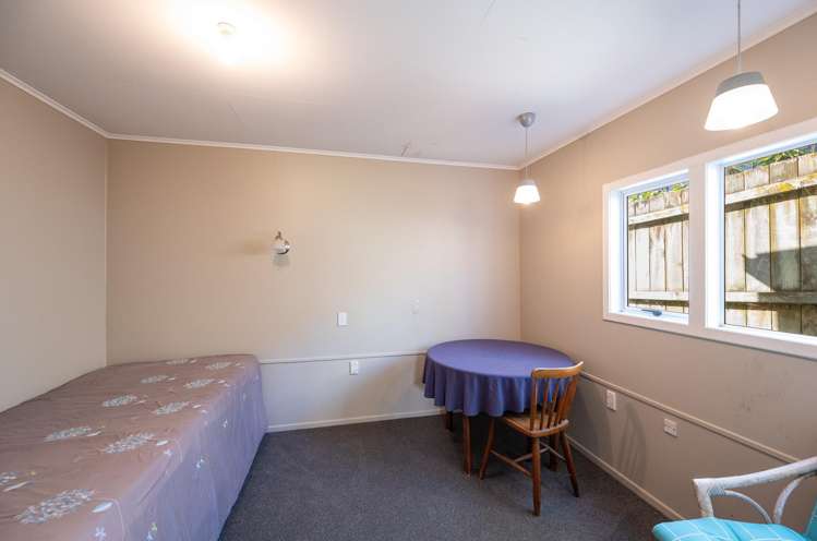 51 Churchill Avenue Richmond_17