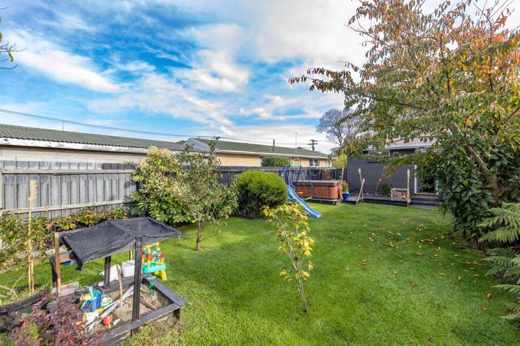 47 Carters Road Aranui_9