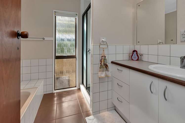 2 Gloyn Road Onerahi_17