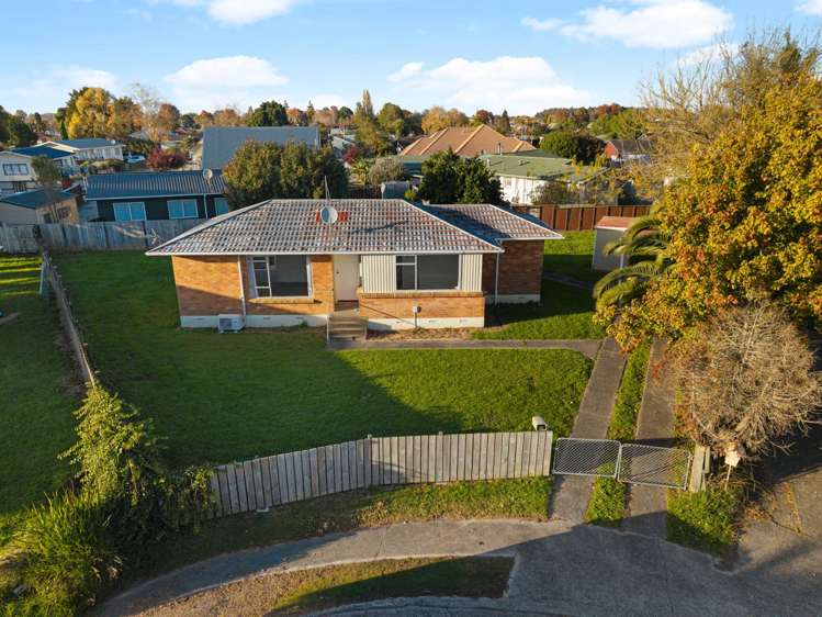 24 Magee Place Chartwell_13