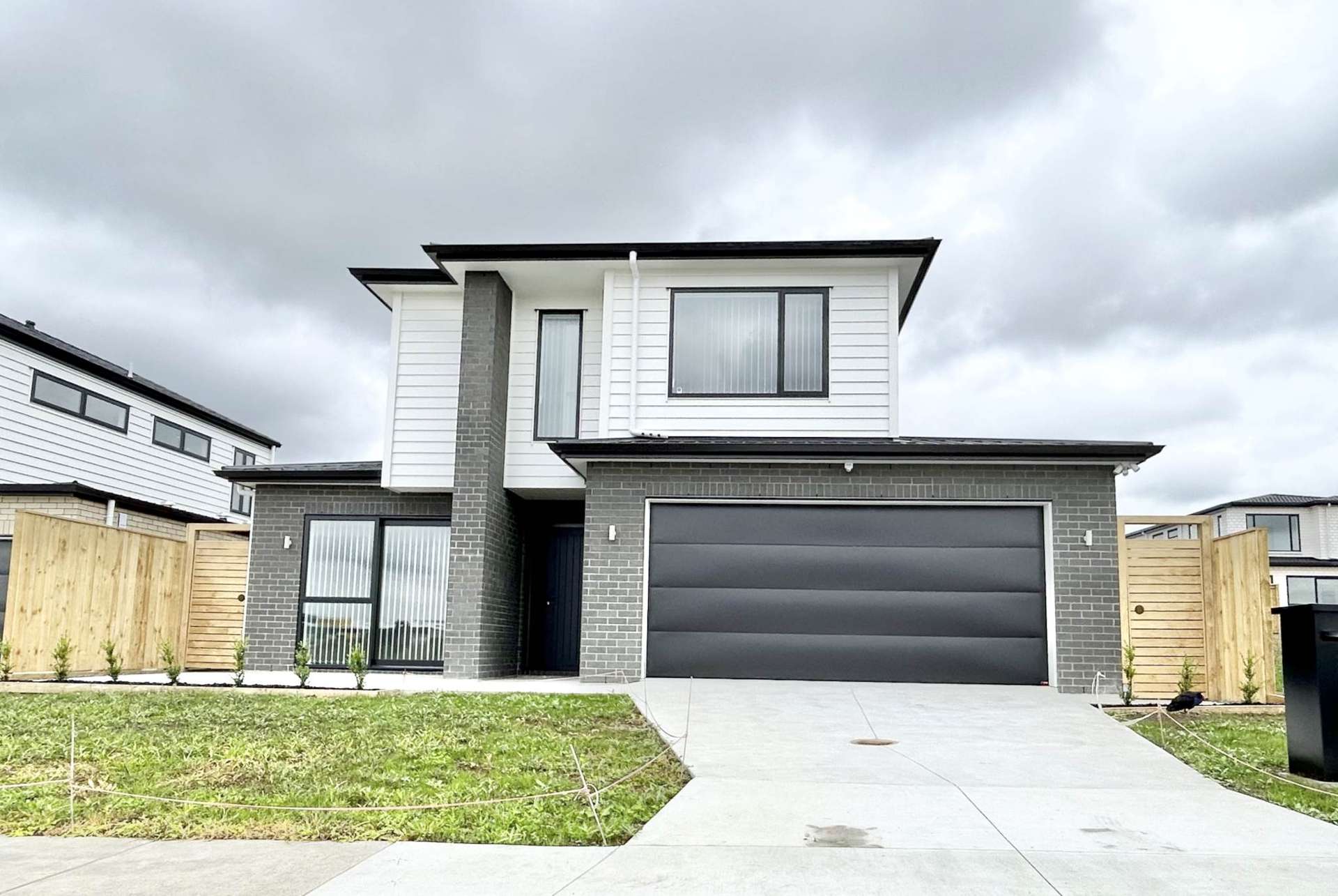 Malahide Drive Flat Bush_0