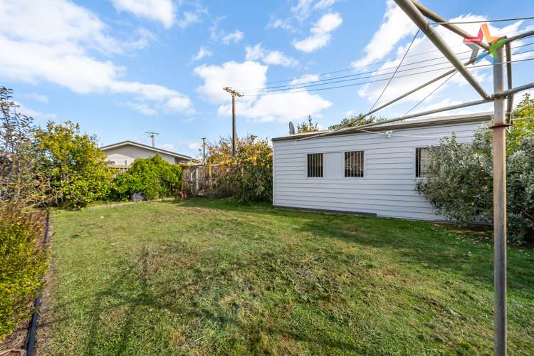 57 Chapman Crescent Naenae_20