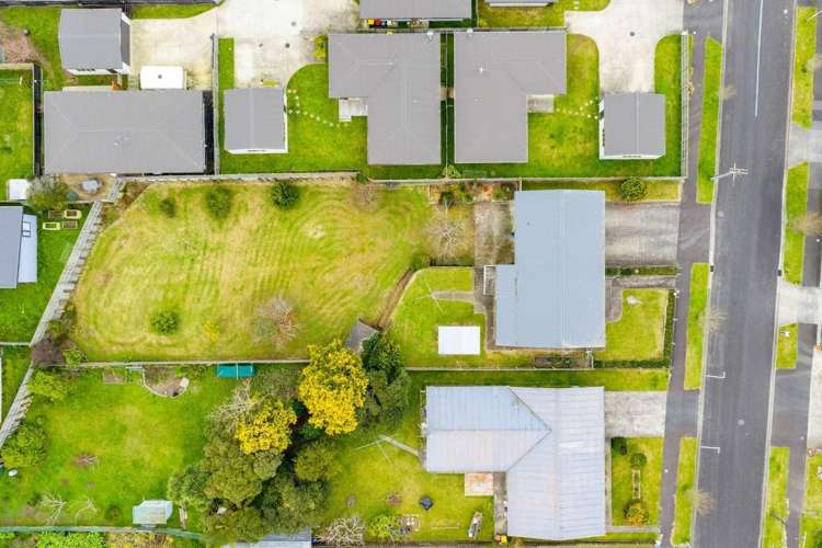 39 Springfield Crescent Enderley_24