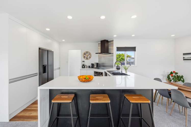 5 Harford Place Pakuranga Heights_8